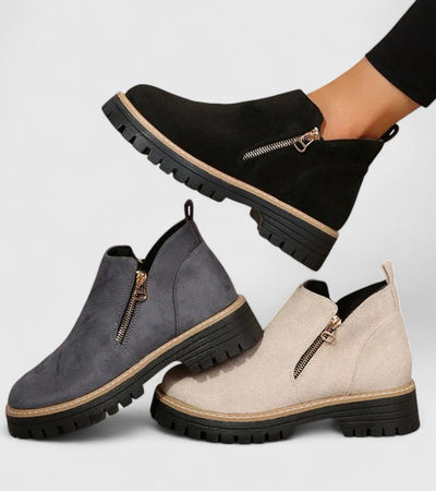 Tessa Bequeme Ankle Boots