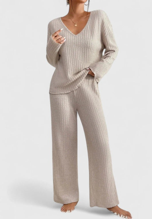 Sabina | Damen Lounge-Set mit Rippstrick und weiter Hose