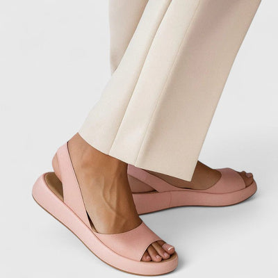 Emrynn Bequeme Flache Sandalen