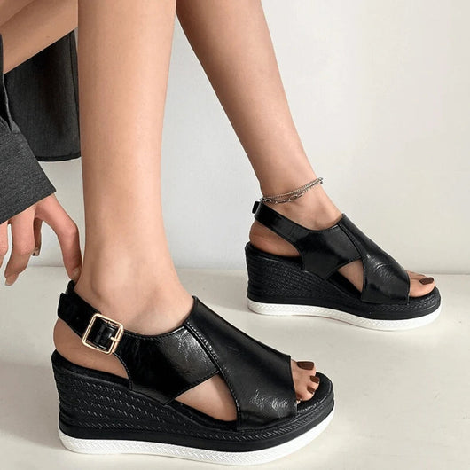 Stefanie | Damen Metallische Plattform Komfort Sandalen
