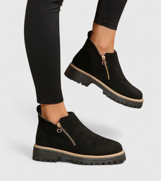 Tessa Bequeme Ankle Boots