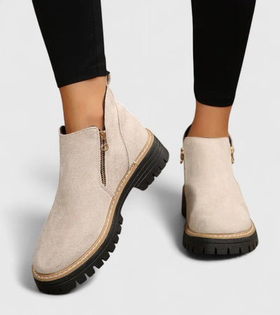 Tessa Bequeme Ankle Boots