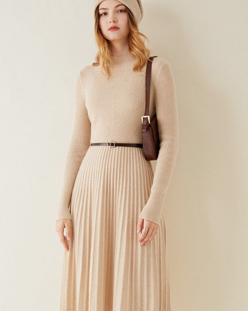 Reines Kaschmir Ausstellkleid
