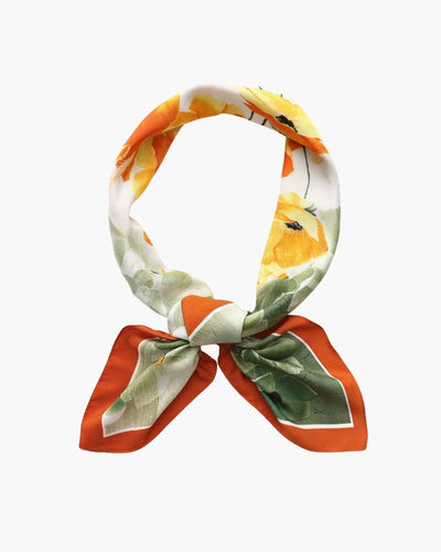 Seidenschal mit Blumen-Print