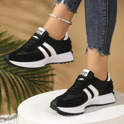Annika | Damen Retro Platform Chunky Sneakers mit Schnürung