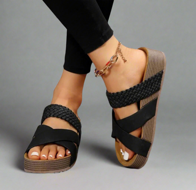 Julia | Damen Geflochtene Cross Strap Keilsandalen