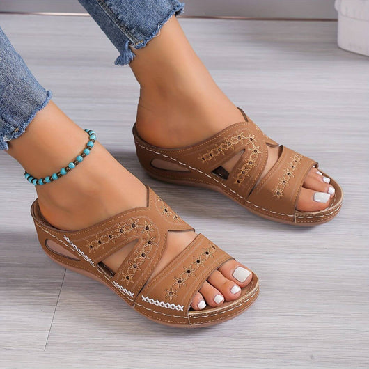 Soleva Rutschfeste Sandalen