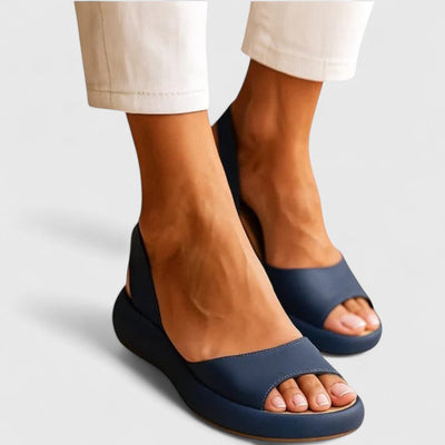 Emrynn Bequeme Flache Sandalen