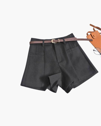High-Waist Shorts mit weitem Bein
