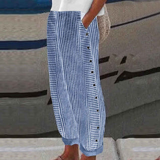 Sera Gestreifte Hose mit Knopfdetail