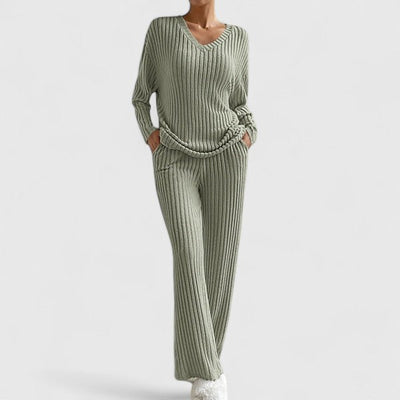 Sabina | Damen Lounge-Set mit Rippstrick und weiter Hose