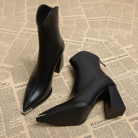 Angela | Damen-Frühjahrs-Stiefeletten mit spitzer Kappe und Absatz