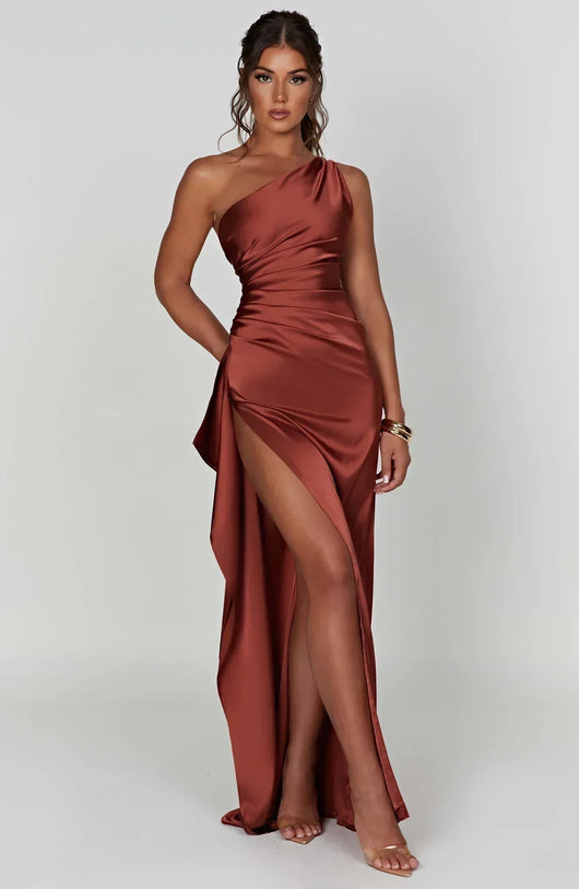 Petra | Damen One-Shoulder Maxikleid Mit Schlitz