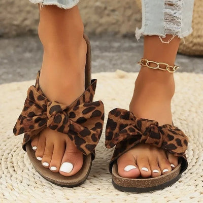 Monika | Damen Riemchen Geschlossene Zehen Plateau Keilabsatz Sandalen