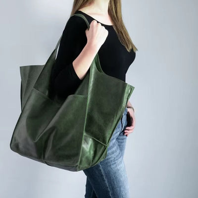 Charlotte | Übergroße Veganleder Tote Bag mit Magnetverschluss