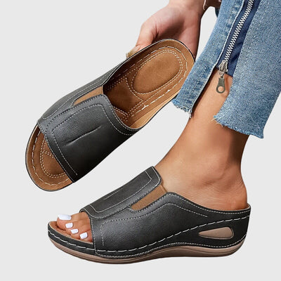 Aretha Bequeme Flache Sandalen