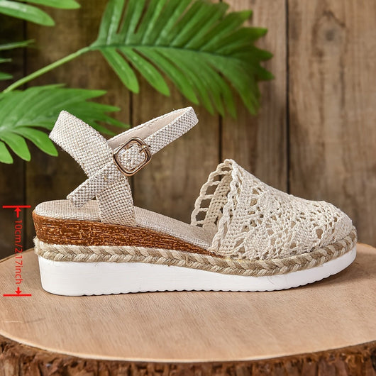 Clara | Damen Bequeme Sandalen Häkeloptik Keilabsatz Knöchelriemen