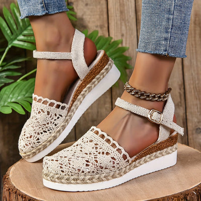 Clara | Damen Bequeme Sandalen Häkeloptik Keilabsatz Knöchelriemen
