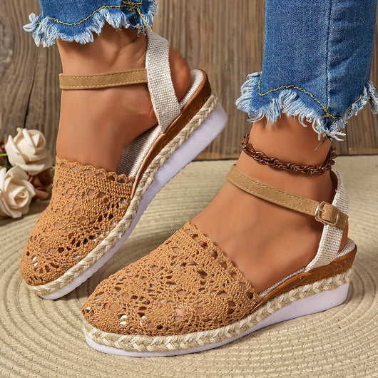 Clara | Damen Bequeme Sandalen Häkeloptik Keilabsatz Knöchelriemen