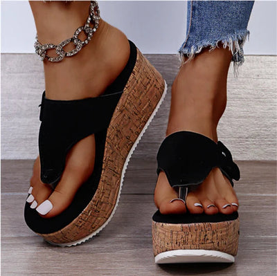 Marie | Damen Bequeme Sandalen Kork-Keilabsatz Zehentrenner Schleife