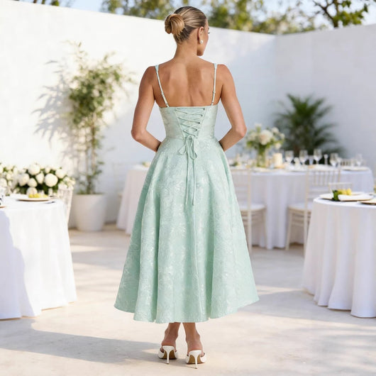 Johanna | Damen Cocktailkleid mit Rüschenoberteil ausgestelltem Jacquard-Rock