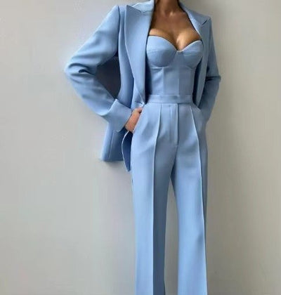 Marlene | Damen Dreiteiliges Mintgrünes Blazer-Set Korsett-Top Schlaghose