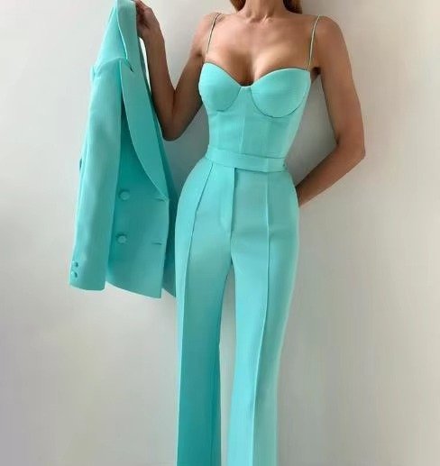 Marlene | Damen Dreiteiliges Mintgrünes Blazer-Set Korsett-Top Schlaghose