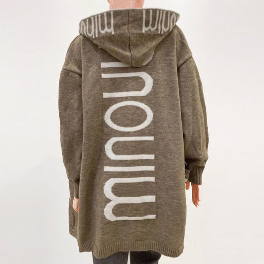 Marlene | Damen Gestrickte Kapuzenjacke mit Schriftzug Muster Offene Strickjacke
