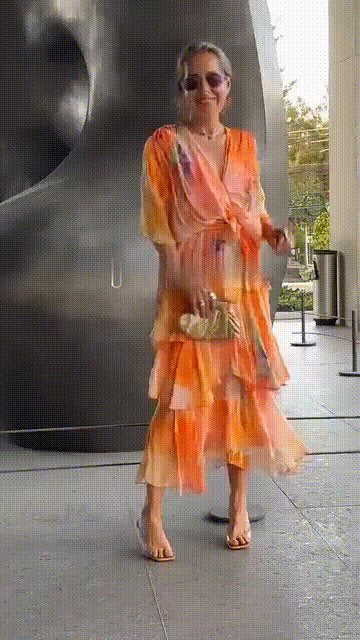 Lena | Damen Gestufte Chiffon Maxikleid Langarm V-Ausschnitt