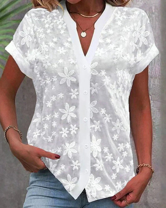 Amelie | Damen Kurzarm Blumenstickerei Knopf-Bluse