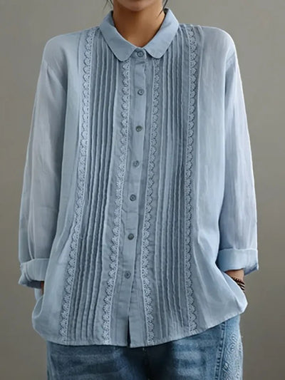 Charlotte | Damen Langarm-Bluse mit Spitzenbesatz und Kellerfalten-Front