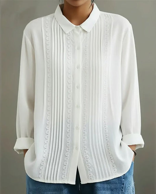 Charlotte | Damen Langarm-Bluse mit Spitzenbesatz und Kellerfalten-Front