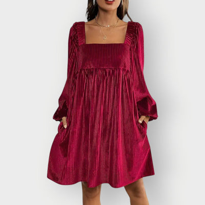 Sophie | Damen Langarm Plissee Samtkleid Eckausschnitt Elegantes Formal Dress