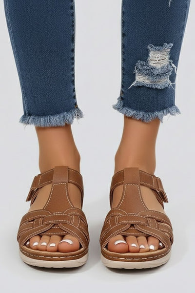 Charlotte | Damen Offene Riemchen-Sandalen mit Klettverschluss Flechtoptik
