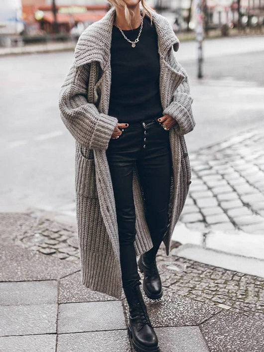 Marlene | Damen Oversized Grobstrick-Cardigan mit Revers und Knöpfen