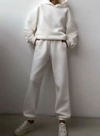 Amelie | Damen Oversized Kapuzen-Strickpullover mit Jogginghose im Set