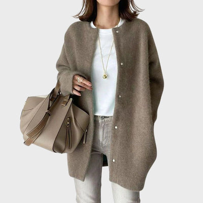Clara | Damen Oversized Kaschmir Cardigan mit Druckknöpfen