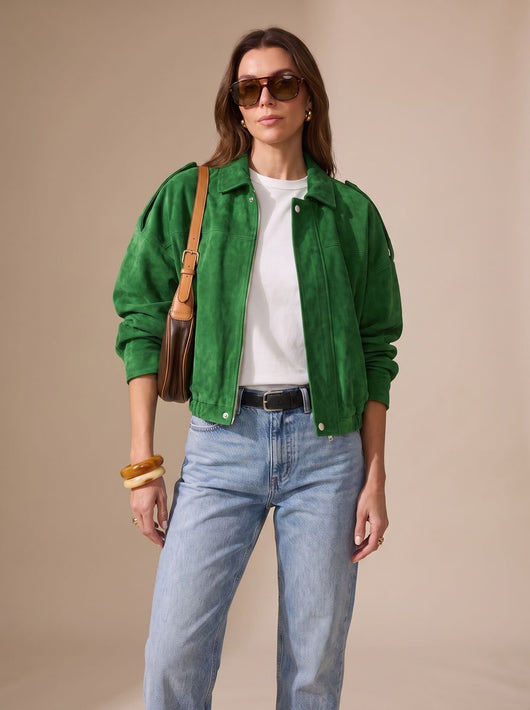 Lena | Damen Oversized Kurzjacke mit Reißverschluss und Metallknöpfen