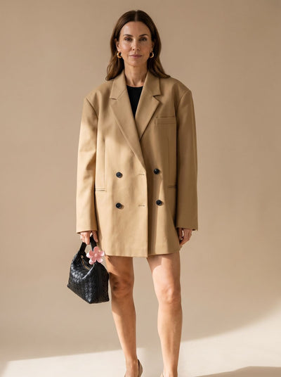 Elfriede | Damen Oversized Longblazer mit Reverskragen und Knopfdetails