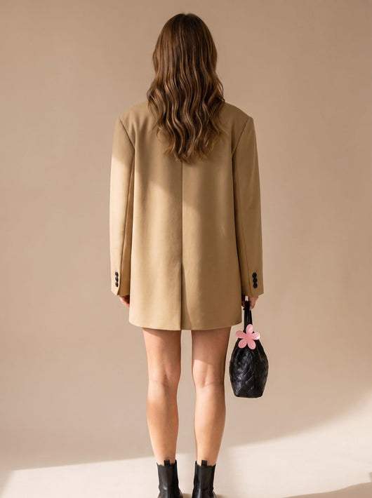 Elfriede | Damen Oversized Longblazer mit Reverskragen und Knopfdetails