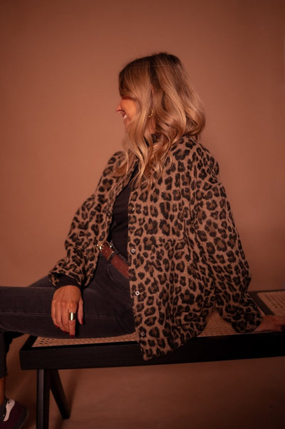 Luisa | Damen Oversized Quilted Jacket Leopardenmuster Druckknopf