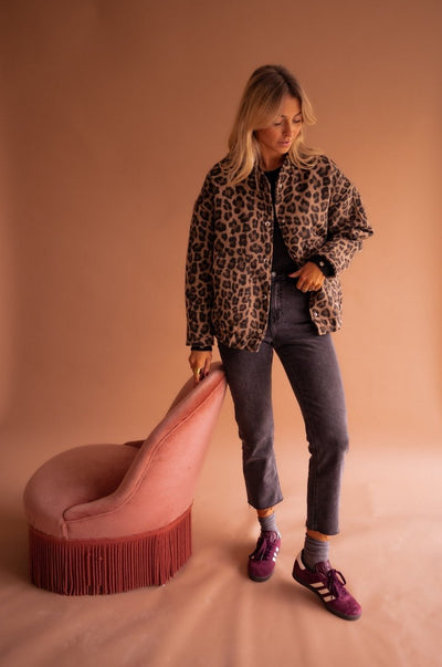 Luisa | Damen Oversized Quilted Jacket Leopardenmuster Druckknopf