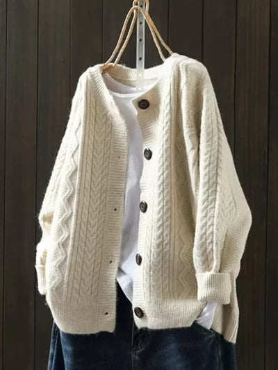 Johanna | Damen Oversized Zopfmuster-Cardigan mit Knopfleiste