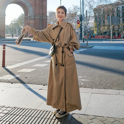 Emilia | Damen Oversized Zweireiher Maxi Trench Coat mit Bindegürtel
