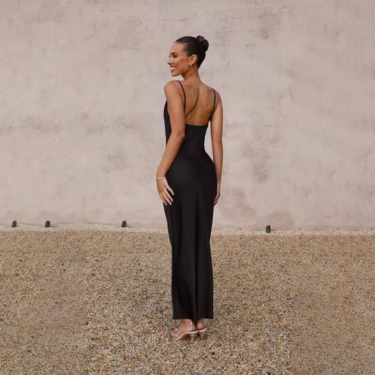 Leonie | Damen Satin Maxikleid Rückenfrei Figurbetont Schlitz