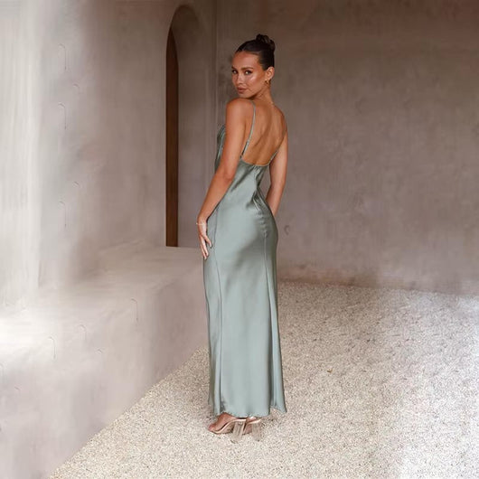 Leonie | Damen Satin Maxikleid Rückenfrei Figurbetont Schlitz