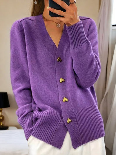 Leonie | Damen V-Ausschnitt Strick-Cardigan mit Herzknöpfen Relaxed Fit