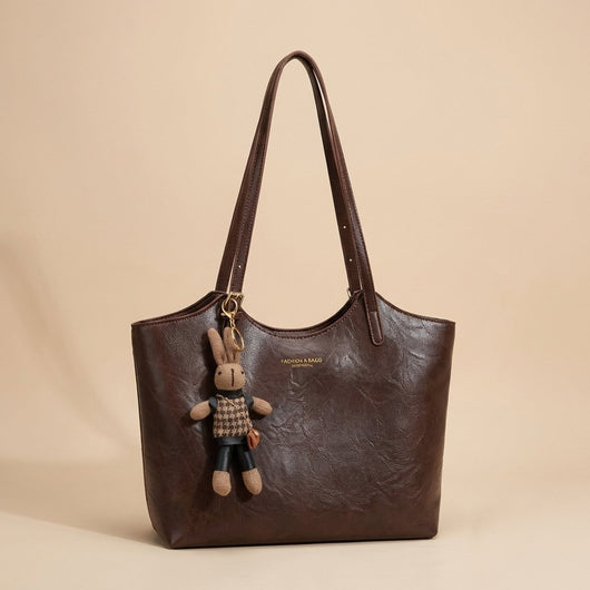 Mia | Damen Veganleder Tote Bag Schultertasche mit Plüsch-Anhänger