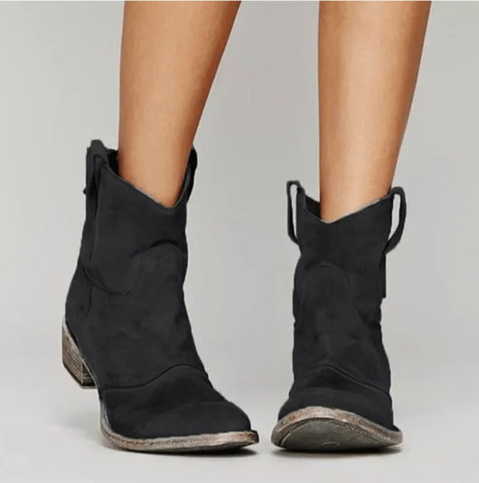 Charlotte | Damen Western Ankle Boots Wildleder Kniehohe Stiefel Flacher Absatz