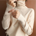 Natalie | Gemütlicher Zopfmuster Rollkragenpullover